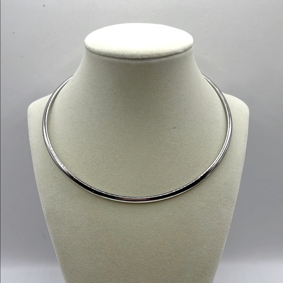 Torque Silver Open Back Necklace with Minimalist Design Torque Vintage - Picture 1 of 9